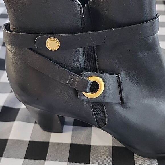 Anne Klein Black Leather Upper Pointed Chelsey I~flex ankle boot Stylish Strap - Picture 4 of 16